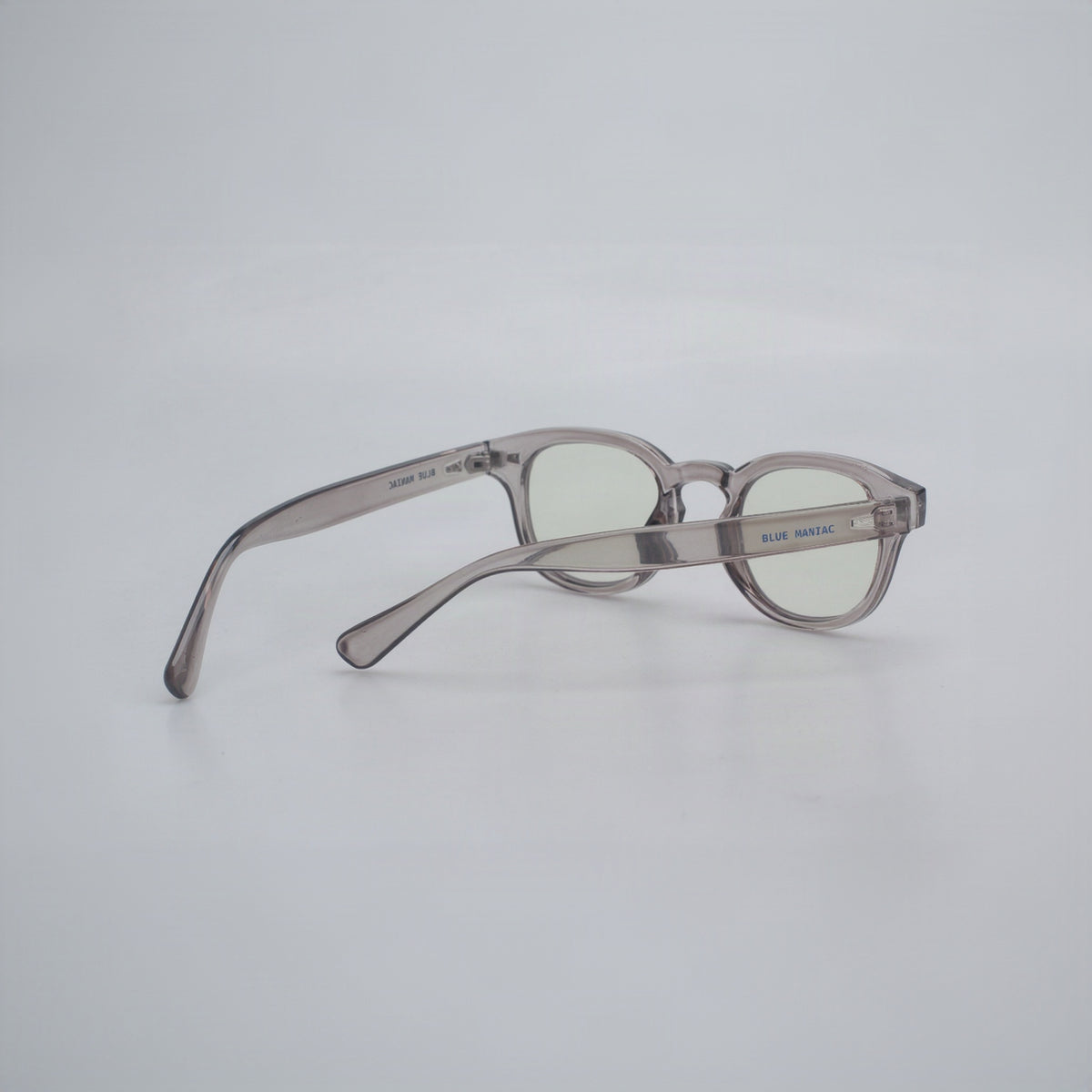 Preorder - Smoke / Gray